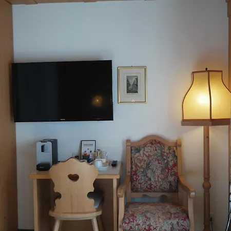 Hotel Sonnenberg 3*